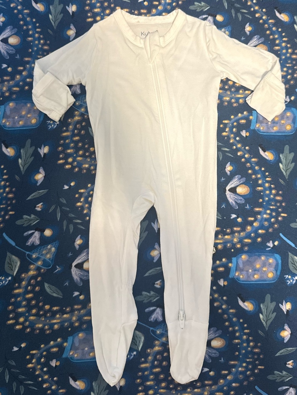 Kyte BABY White Long-Sleeve Footed One-Piece Pajamas